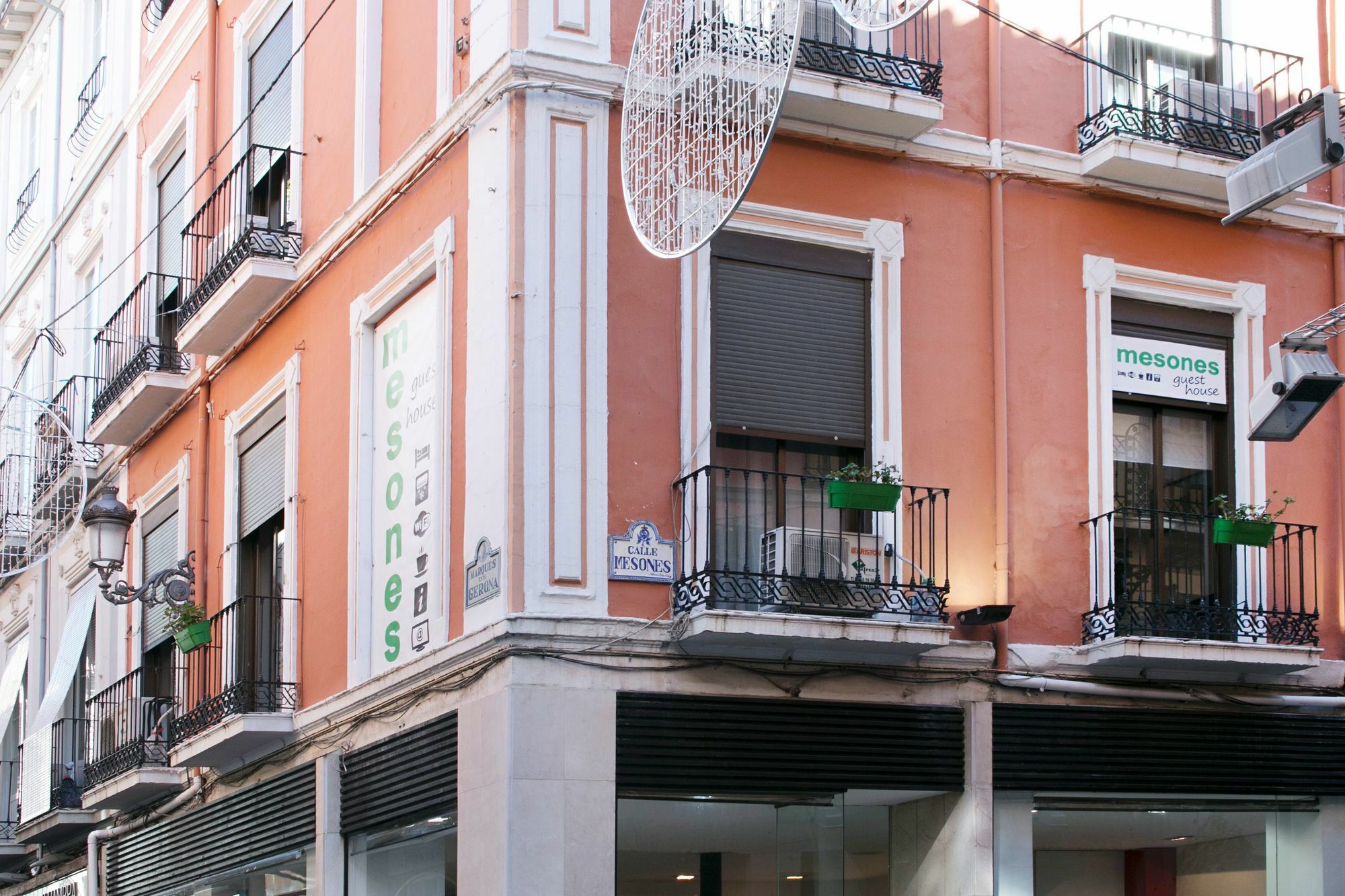 Pension Mesones Granada Exterior photo